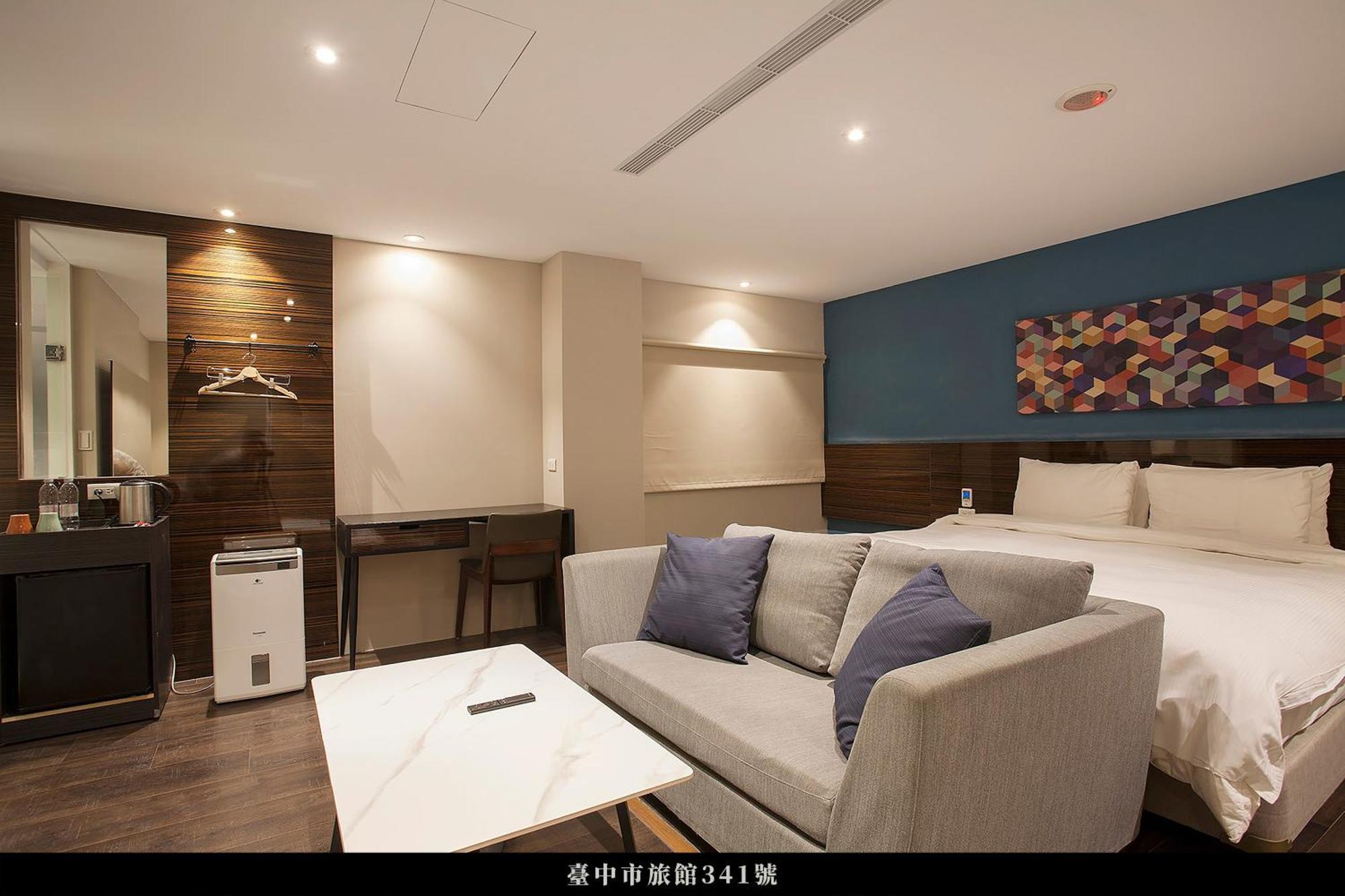 P&F Hotel Тайджун Екстериор снимка