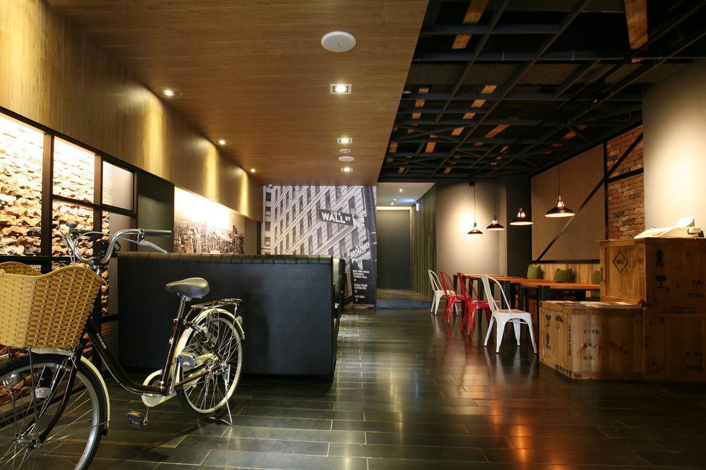 P&F Hotel Тайджун Екстериор снимка