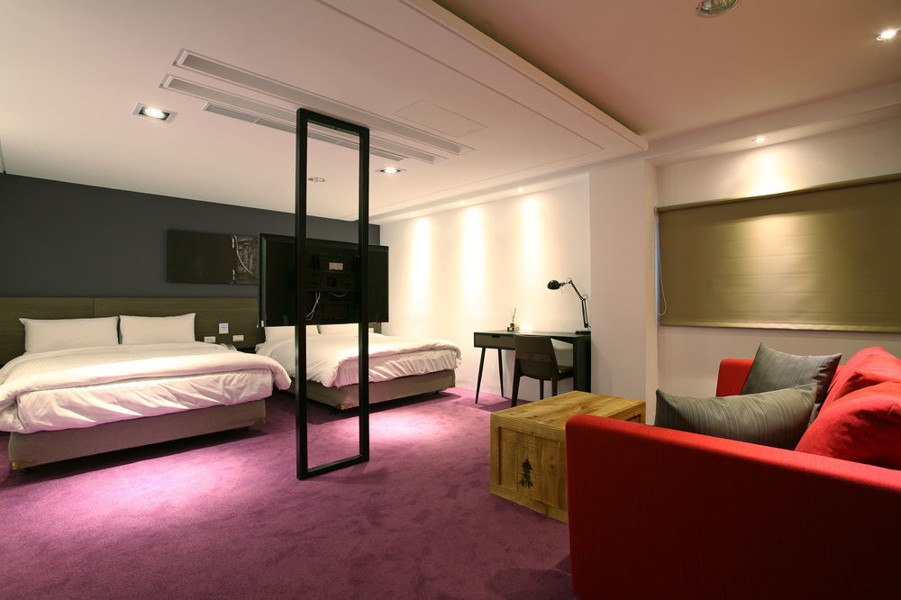 P&F Hotel Тайджун Екстериор снимка